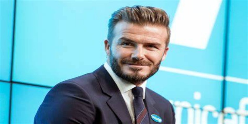 Tìm hiểu thông tin về danh thủ David Beckham